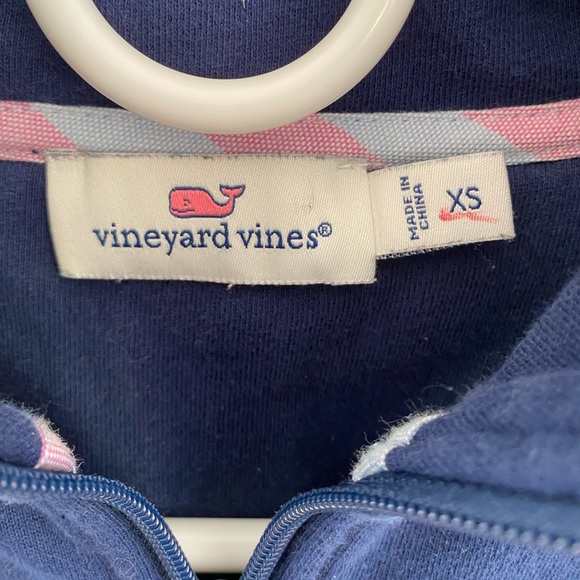 Vineyard Vines pullover, size XS - Picture 2 of 4